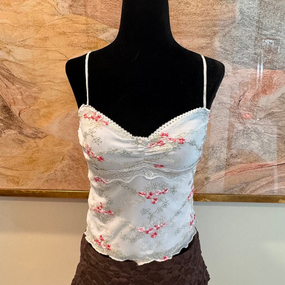 Y2K white floral mesh cami top 🌸